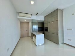 J Gateway (D22), Condominium #445588211